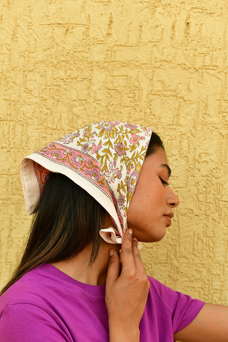 petit-foulard-calypso-ecru-byzantine-blokcprint-3.jpg
