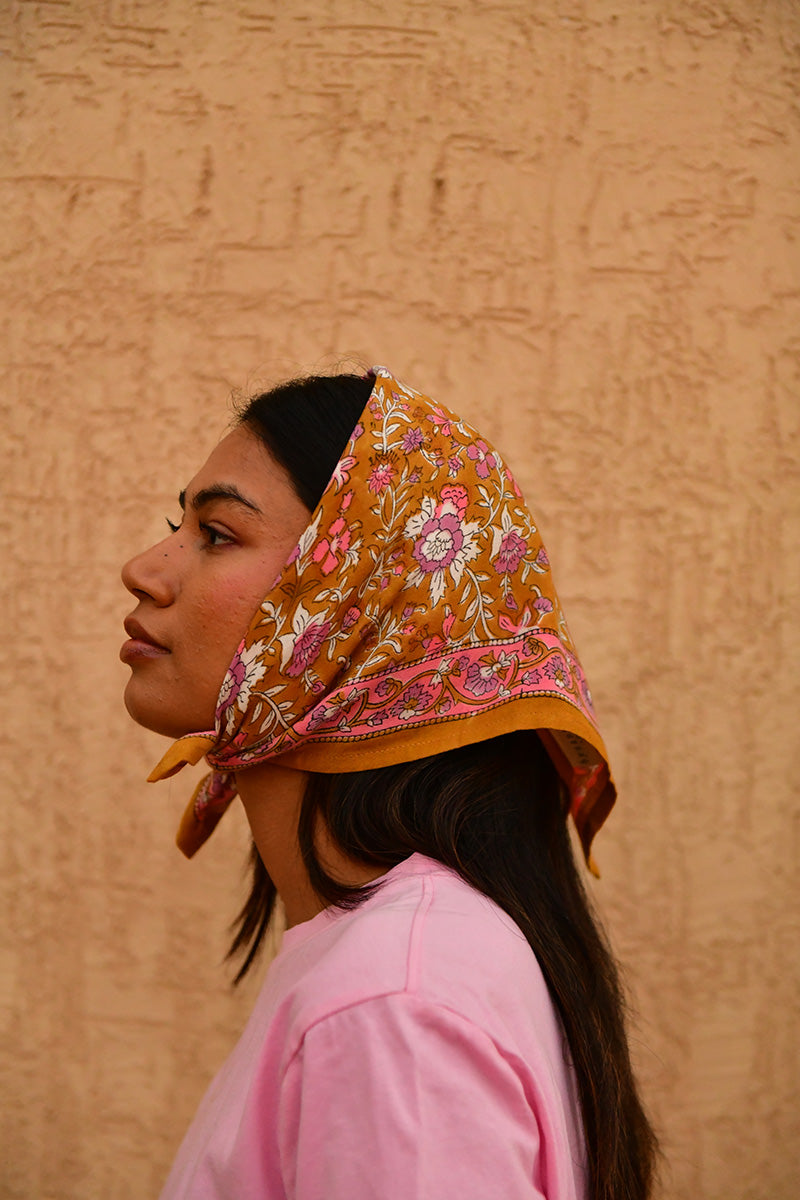 petit-foulard-blockprint-byzantine-calypso-caramel-1 (2).jpg