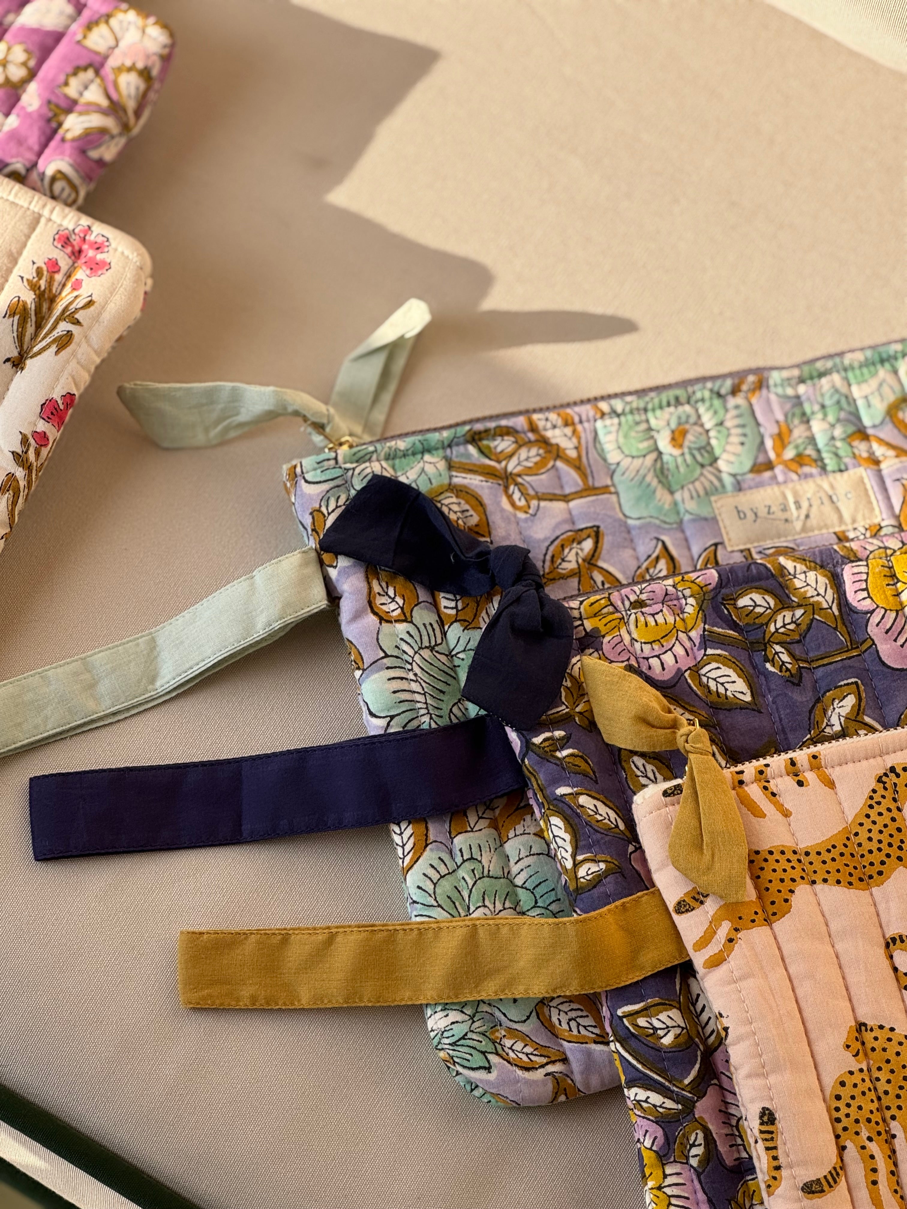 pochette-blockprint-fleur-byzantine-6.jpeg