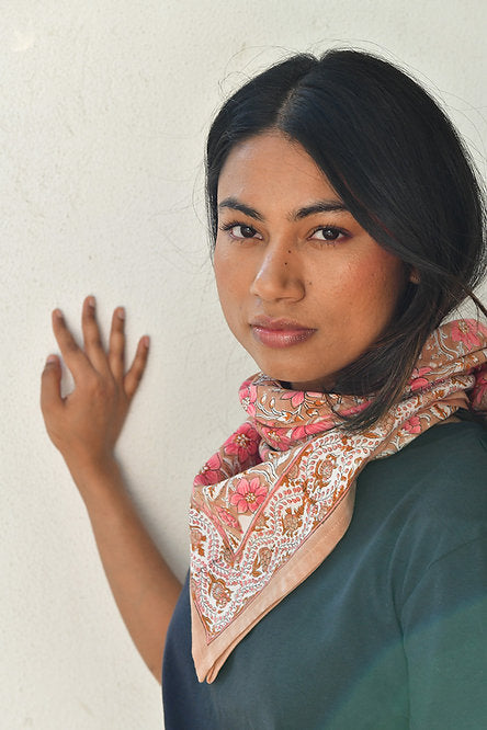 Grand foulard indien femme rose hélios