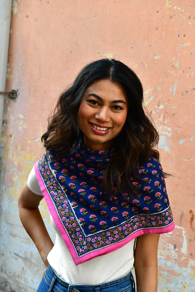 grand-foulard-blockprint-selene-bleu-nuit-9_edited.jpg