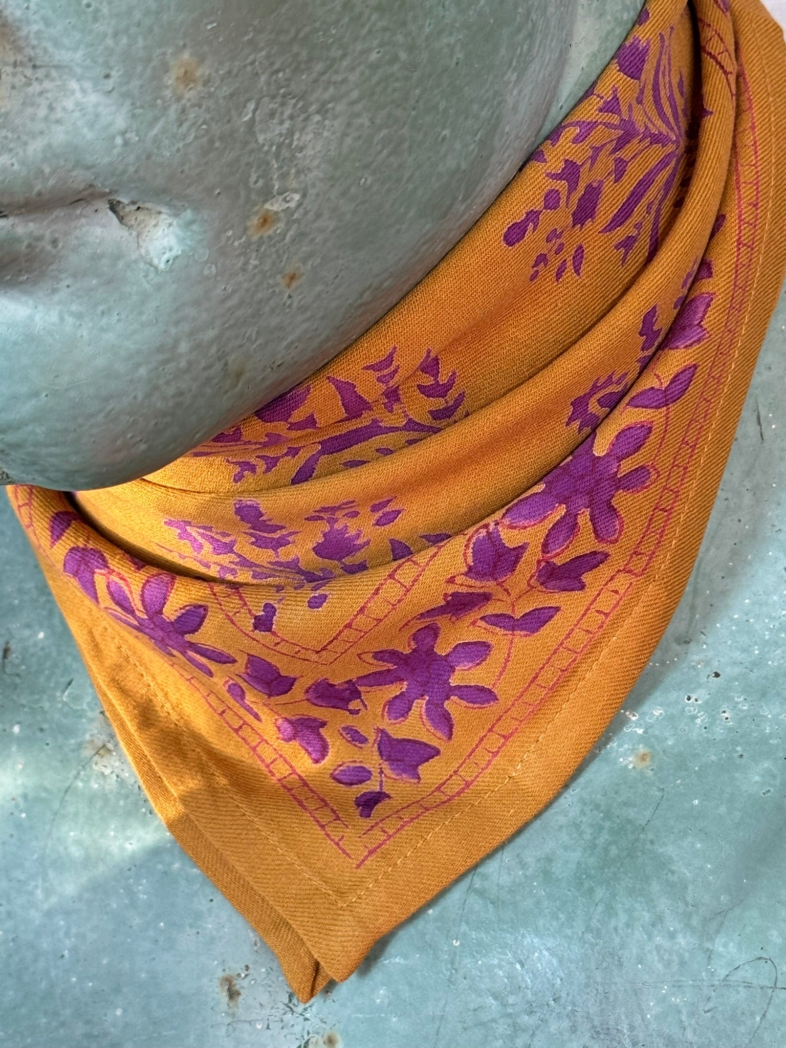 petit-foulard-indien-blockprint-galatie-caramel-byzantine-2.JPEG