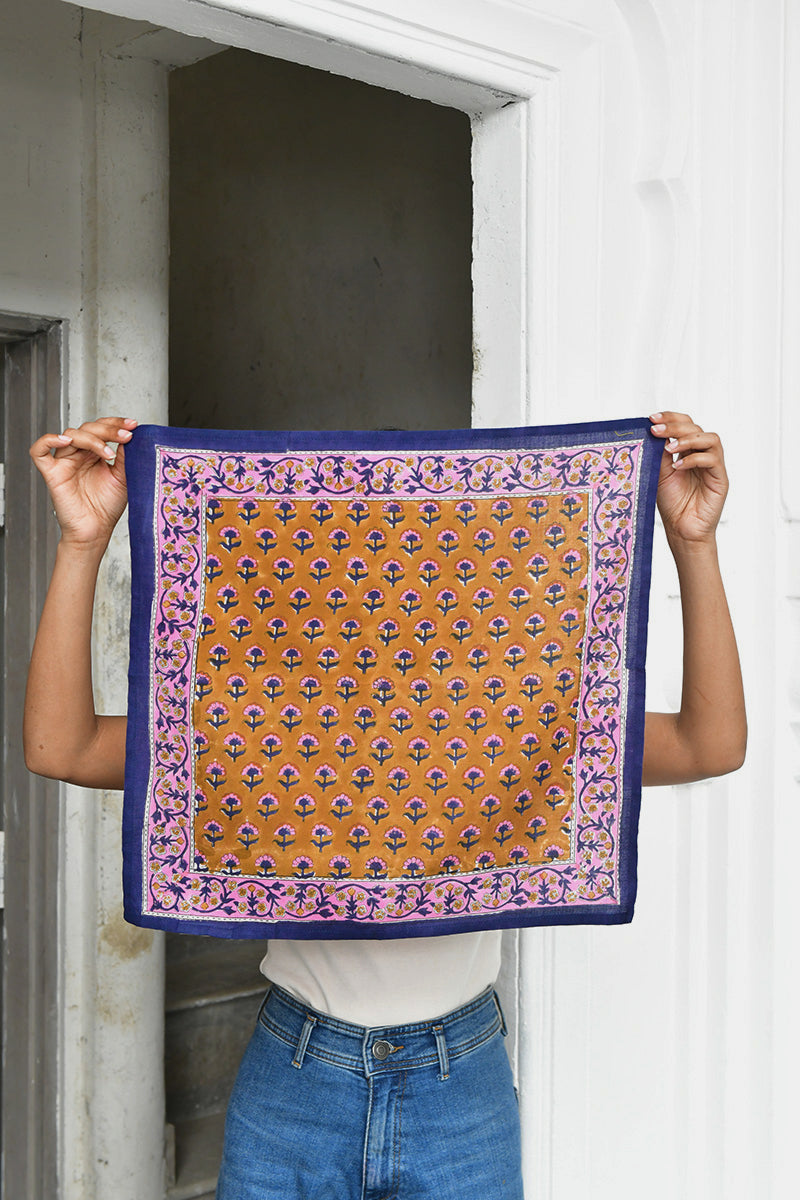 petit-foulard-blockprint-selene-fauve-byzantine-4_edited.jpg
