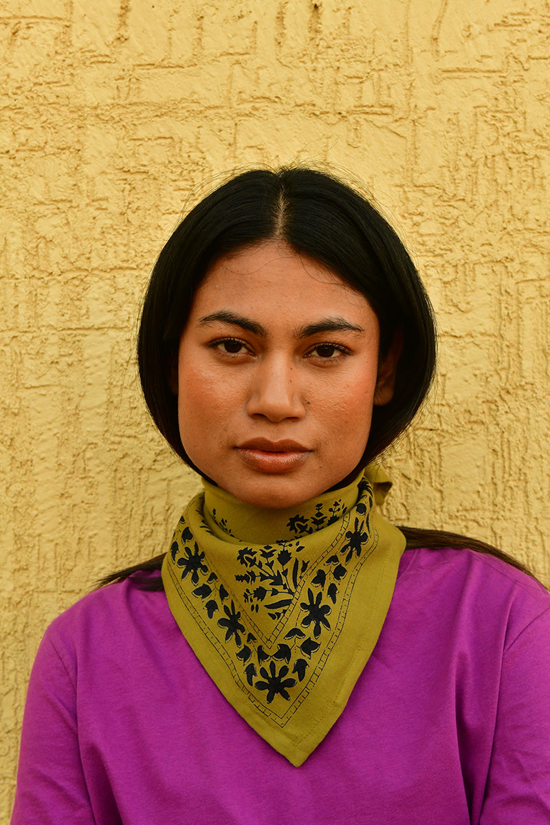 Petit foulard indien femme en coton vert galatie