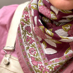 grand-foulard-blockprint-penelope-rose-byzantine-indien-10.jpeg