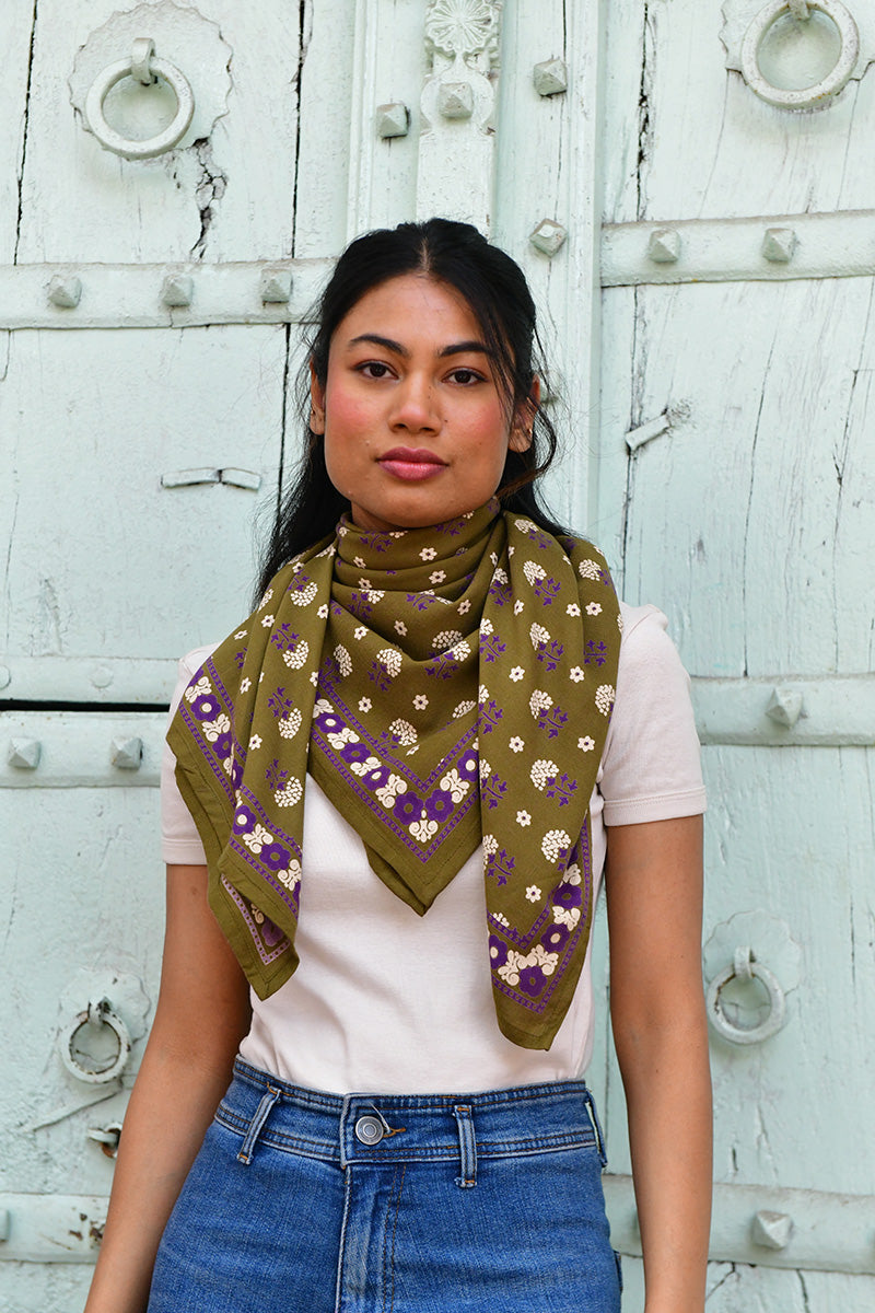 grand-foulard-blockprint-anastase-olive-byzantine-1.jpg