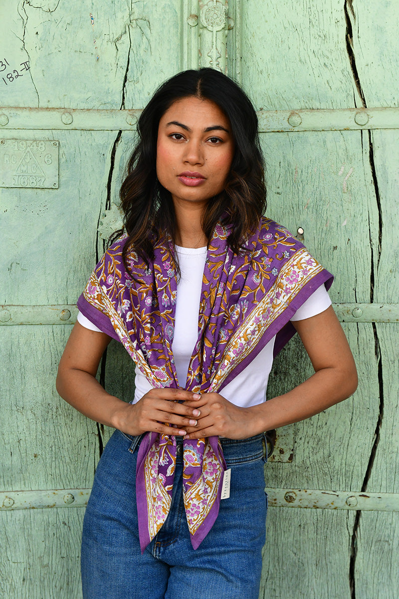 grand-foulard-halicarnasse-prune-byzantine-4.jpg