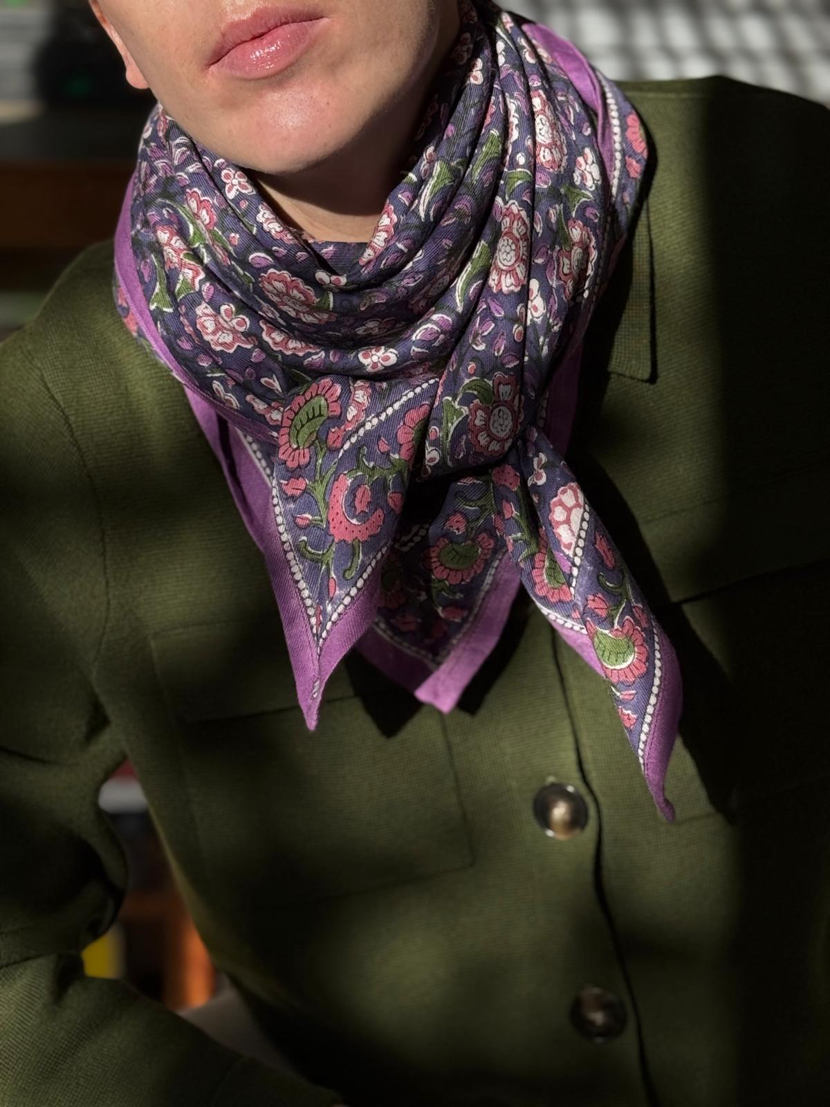 foulard-bougainvilliers-bleu-blockprint-byzantine-2.jpg