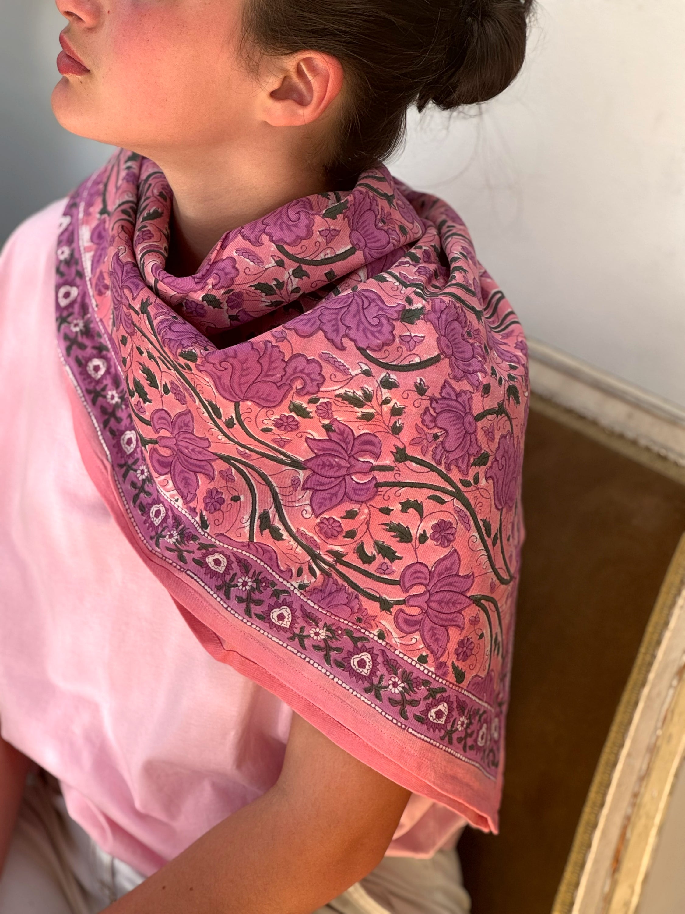 grand-foulard-blockprint-nicee-rose-byzantine-2_edited.jpg