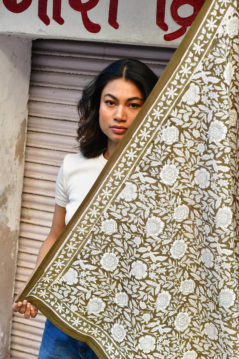 grand-foulard-blockprint-antioche-kaki-byzantine-1 (14).jpg