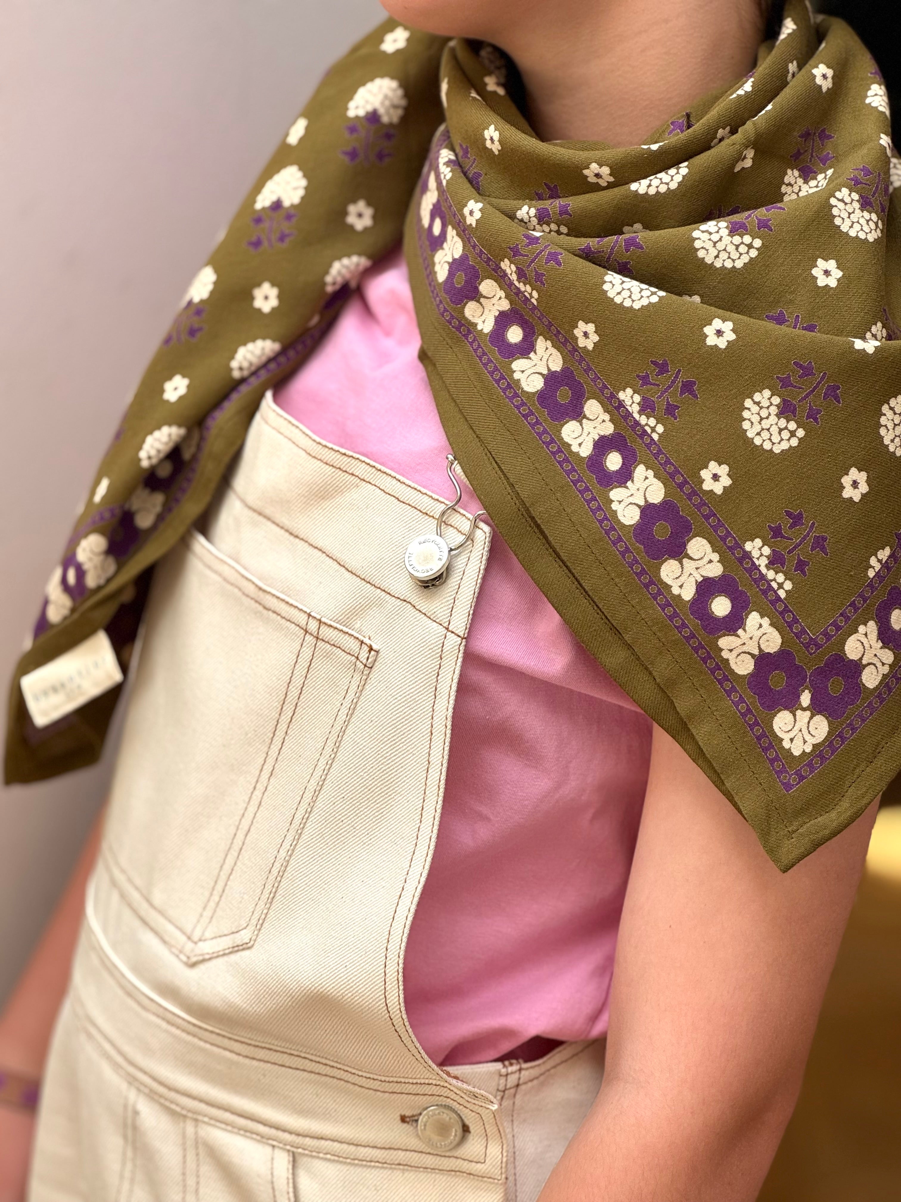 grand-foulard-blockprint-anastase-olive-indien-3.jpeg