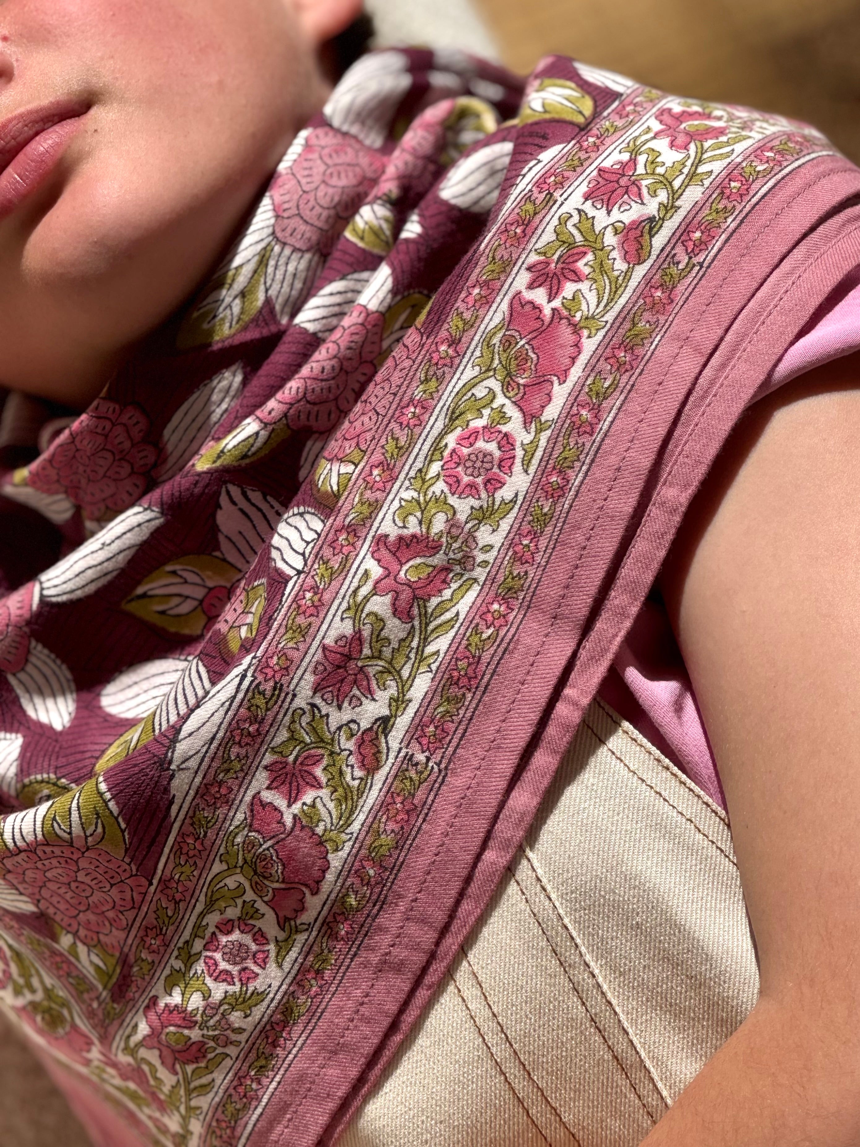 grand-foulard-blockprint-penelope-rose-byzantine-indien-1.jpeg