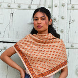 grand-foulard-blockprint-nika-beige-byzantine-3.jpg