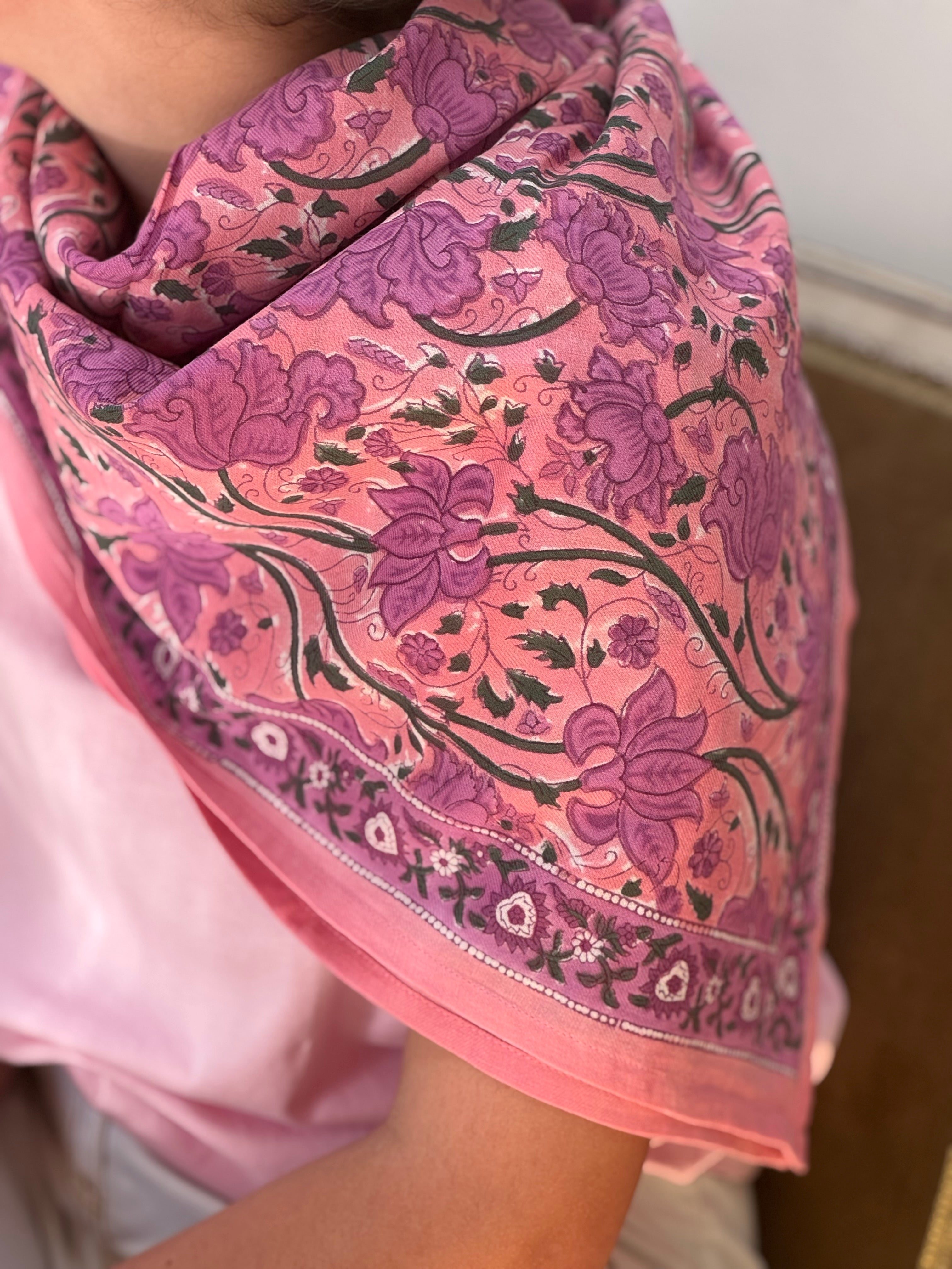 grand-foulard-blockprint-nicee-rose-byzantine-1.jpeg