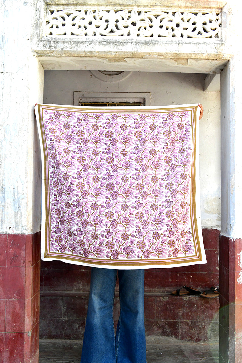 grand-foulard-blockprunt-carthage-rose-6_edited.jpg