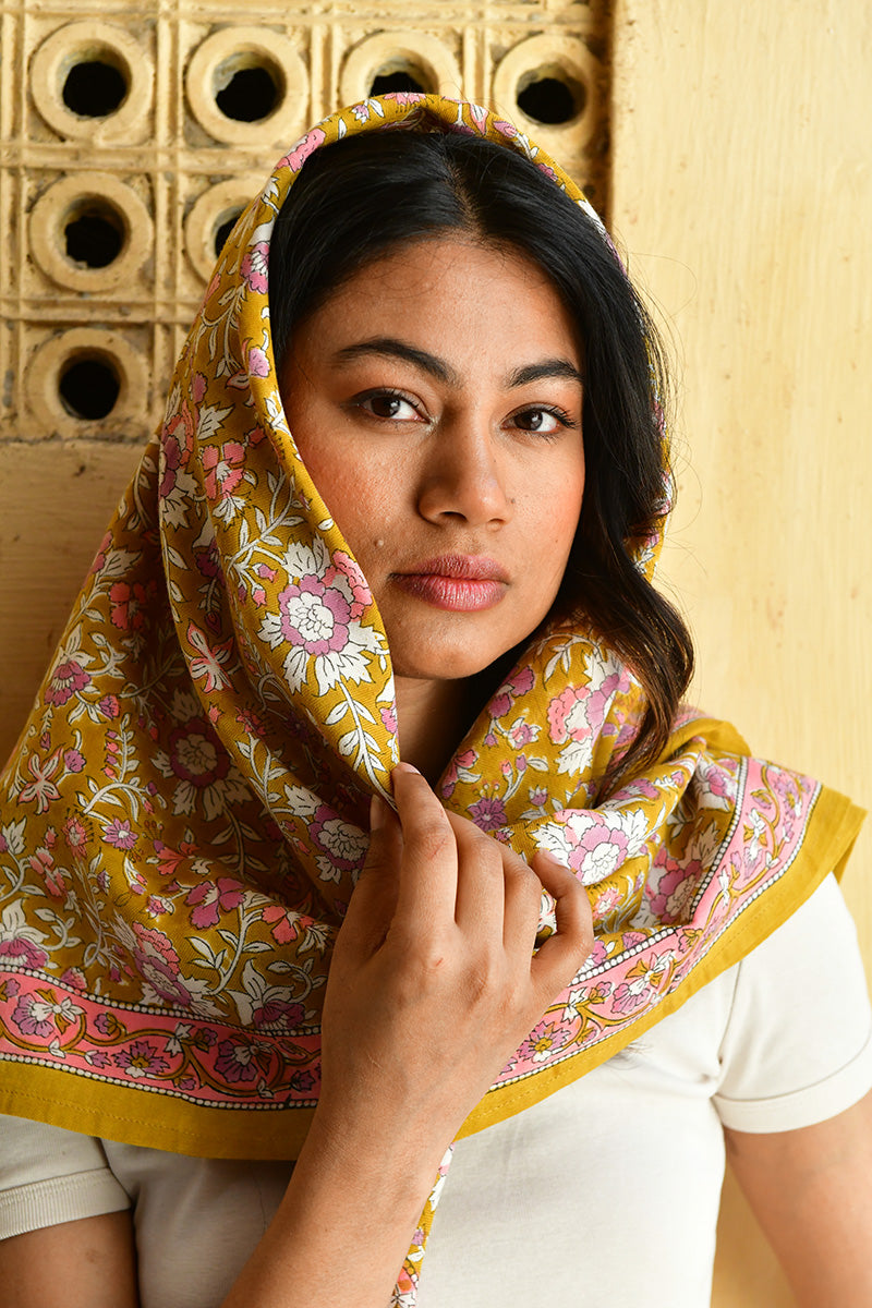 grand-foulard-blockprint-calypso-caramel-byzantine-7.jpg