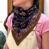 grand-foulard-blockprint-antigone-nuit-indien-3.jpeg