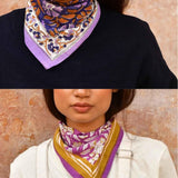 Duo de petits foulards byzantine N°115 Nuit et Carthage Violet, noués autour du cou
