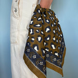 Grand foulard LÉOPARD Kaki