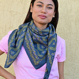 Grand foulard ANTOINETTE Bleu marine