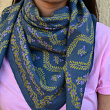 Grand foulard ANTOINETTE Bleu marine