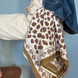 Grand foulard LÉOPARD Écru et Kaki