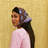 Foulard fleuri bleu pour femme
