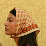 Petit foulard nika beige byzantine