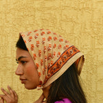 Petit foulard beige et orange nika byzantine