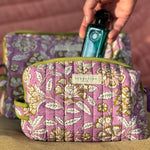 Duo de trousses de toilette Carthage Lilas de byzantine avec un flacon de parfum