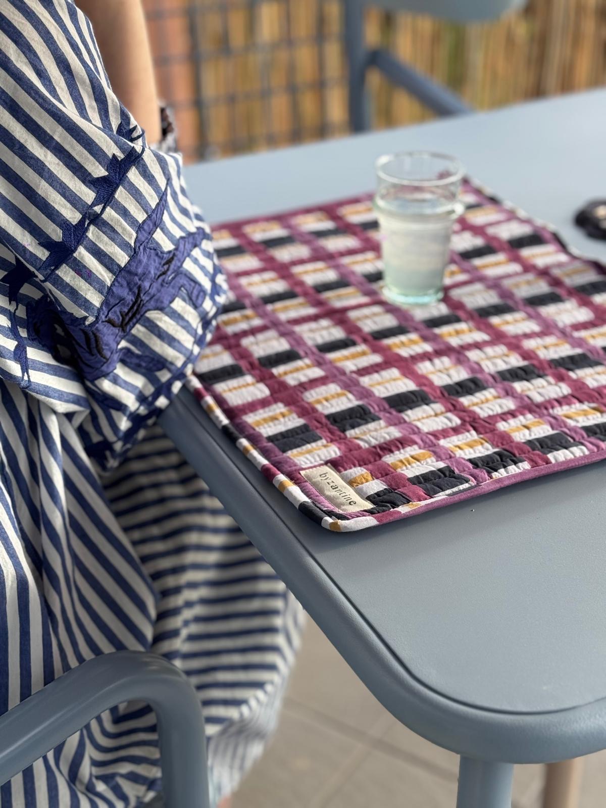 Set de table à carreaux bleu et violet de byzantine