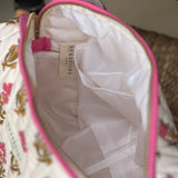 Intérieur doublure nylon de la grande trousse de toilette byzantine